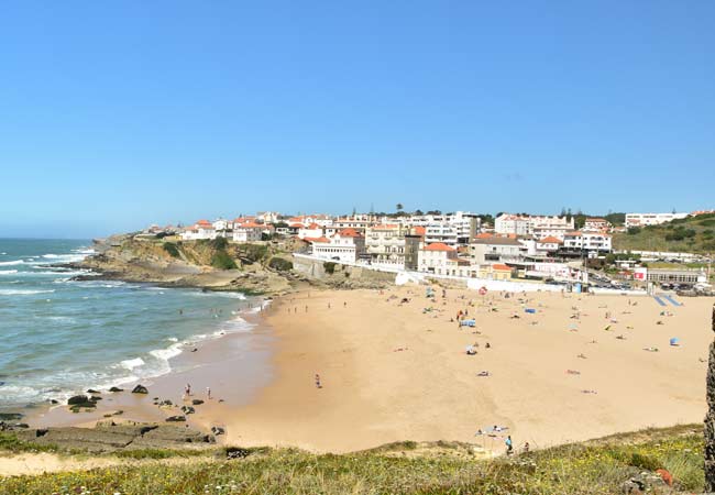 Praia das Maçãs Estoril beach